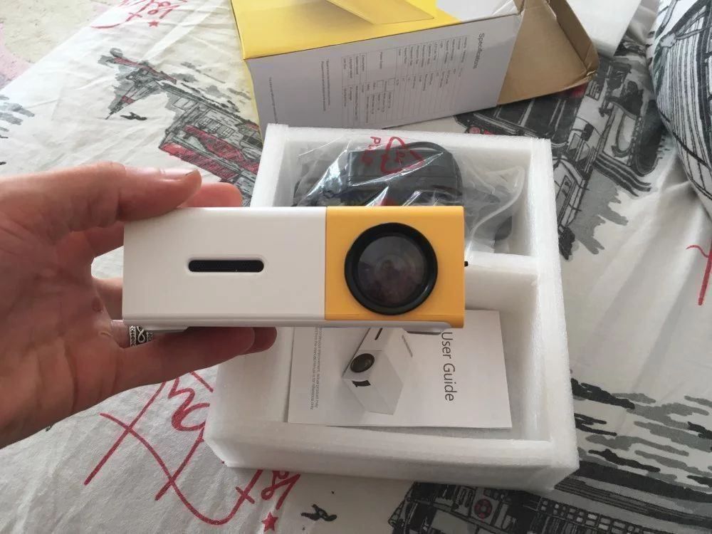 Proiettori: LED HDMI Mini Projektor – Nuovo e nell'imballaggio originale da Winterthur venduto da Neilpryde01 7