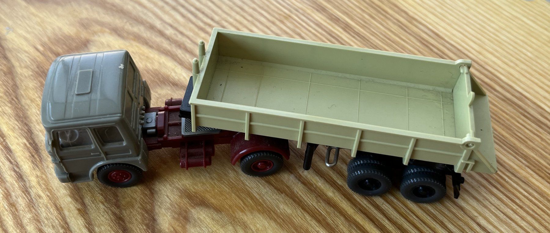 Wiking Modellini d'auto: Wiking Camion benne basculante – Usato da SION venduto da Patrick1950