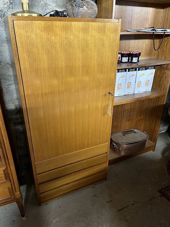 Pfister Armadi: Petite armoire Pfister – Usato da Arnex-sur-Orbe venduto da Tutu1037