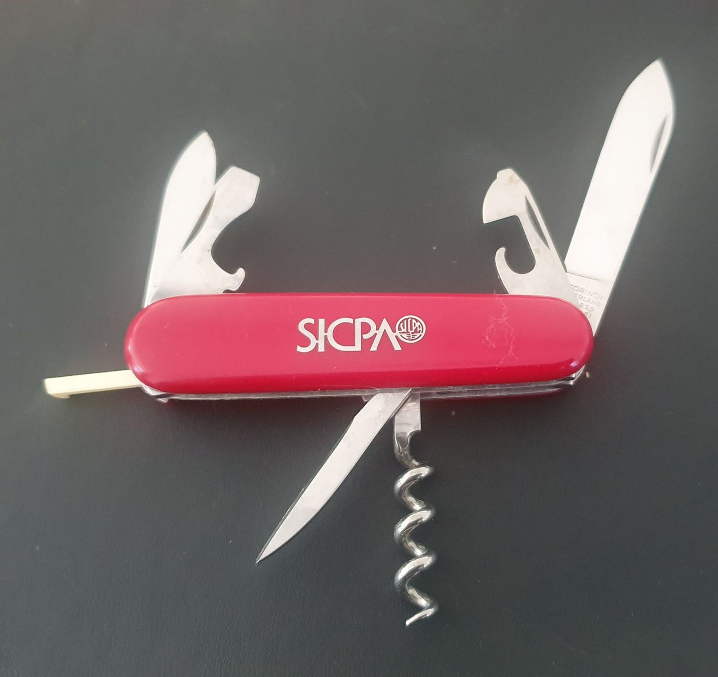 Victorinox Taschenmesser: 4 Victorinox Sackmesser mit Logo – Gebraucht aus Härkingen von MarianneSi 8