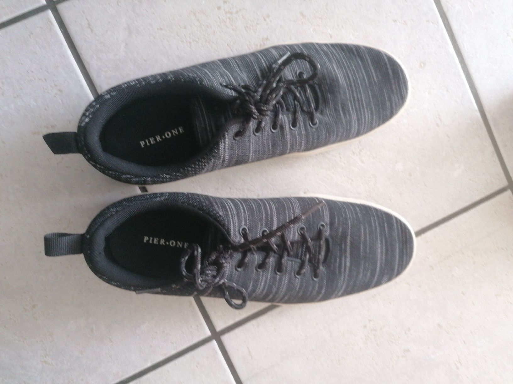Scarpe da uomo: Neuwertige Pier One Schuhe Gr 41 – Nuovo (secondo la descrizione) da Lostorf venduto da Luelostorf