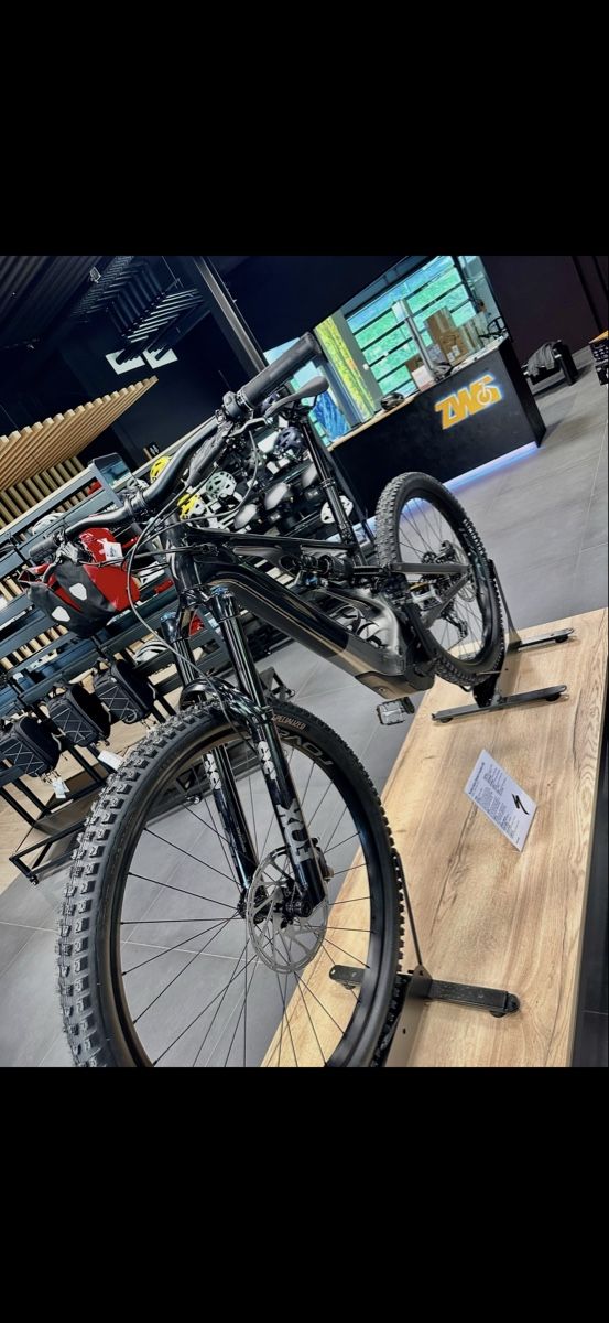 Specialized Vélos: Specialized Turbo Levo Carbon – D'occasion à Lyss par Swiss_1992 2