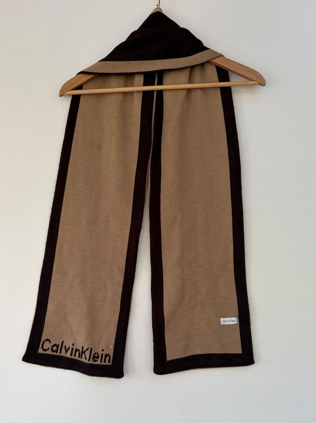 Calvin Klein Foulard & Sciarpe: Calvin Klein Schal – Usato da Unterägeri venduto da Jutka_04 2