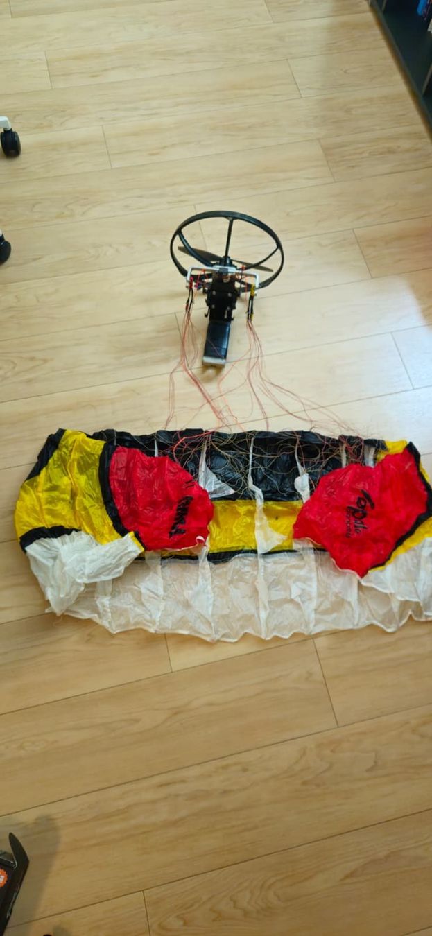 Modellismo RC: RC-Paramotor Komplettset – flugbereit – Usato da Frauenfeld venduto da buu2 1