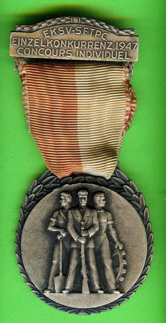 Medaillen: KRANZABZEICHEN  1947 – Gebraucht aus Winterthur von Sammleroase