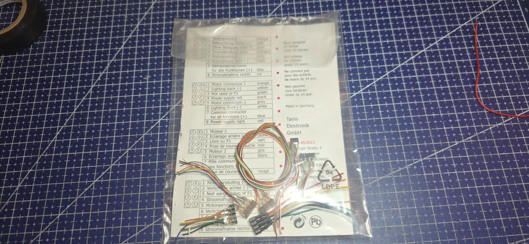 Modellini di ferrovie: Interface socket NEM 652 – Usato da Hochfelden venduto da Danizh0 1