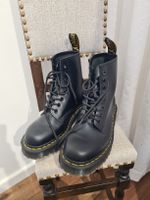 Schwarze Dr. Martens Gr. 40 - Zeitlose Klassiker! neu