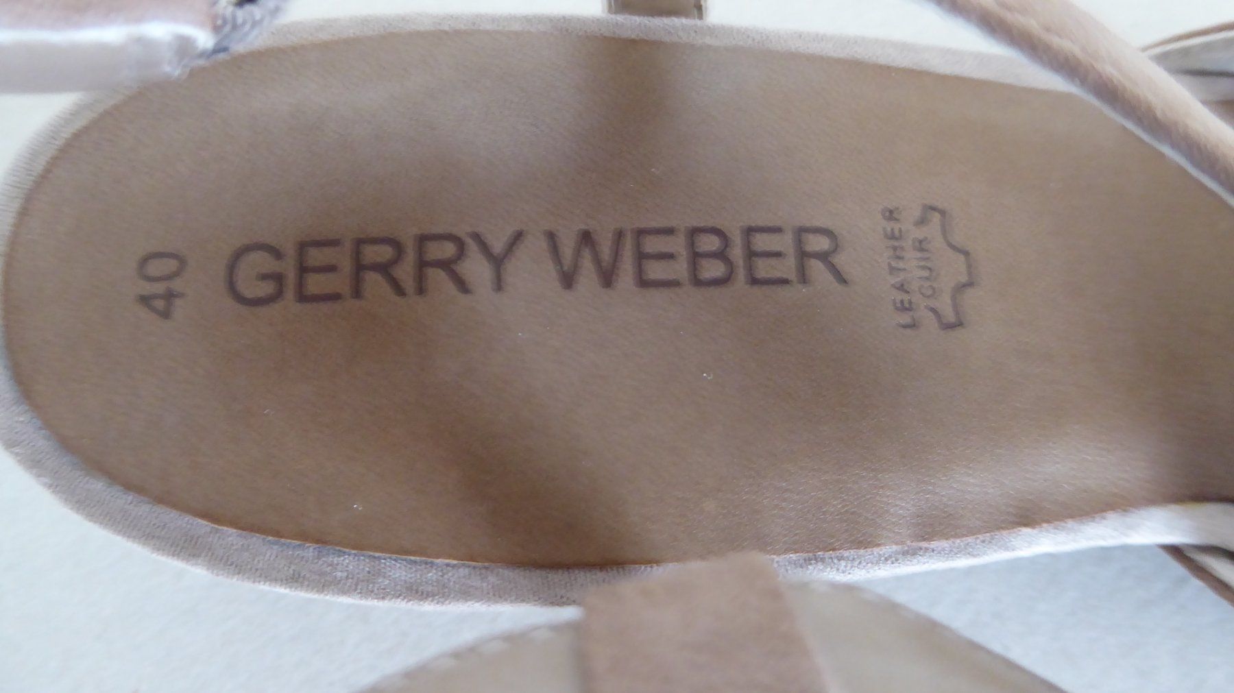 Gerry Weber Scarpe da donna: Sandale Gerry Weber beige Grösse 40 – Nuovo e nell'imballaggio originale da Entlebuch venduto da roma6370 5