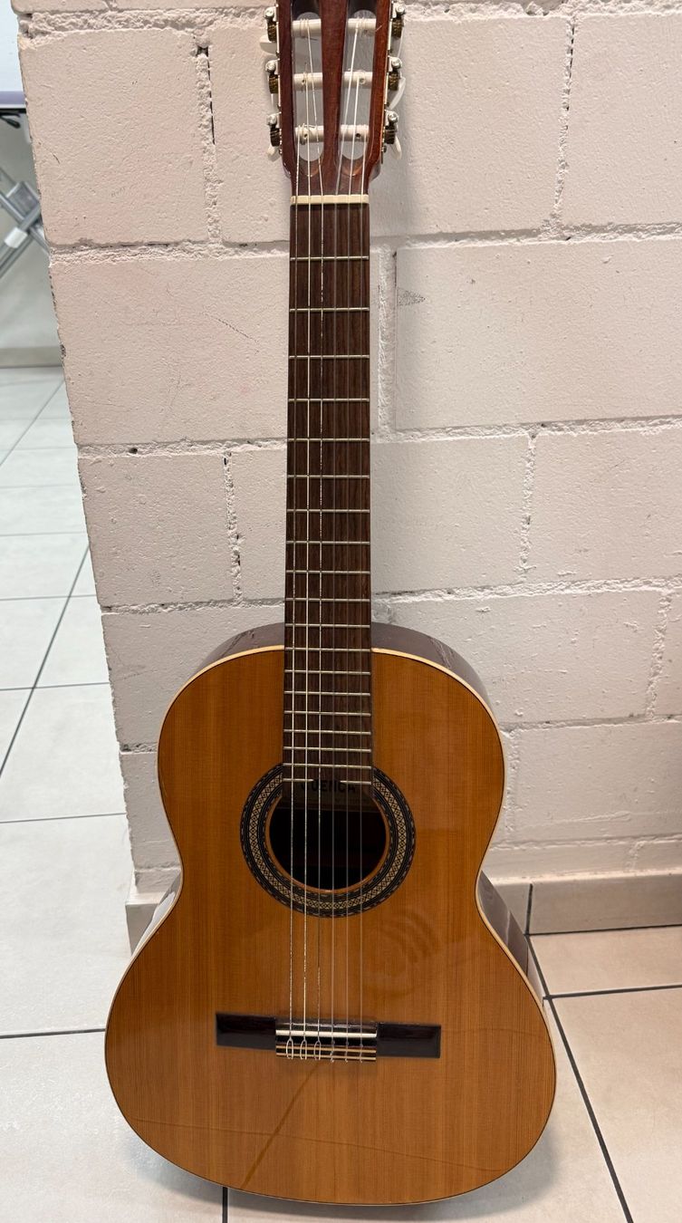 Strumenti musicali: Kindergitarre inkl. Hülle – Usato da Muhen venduto da cedi012