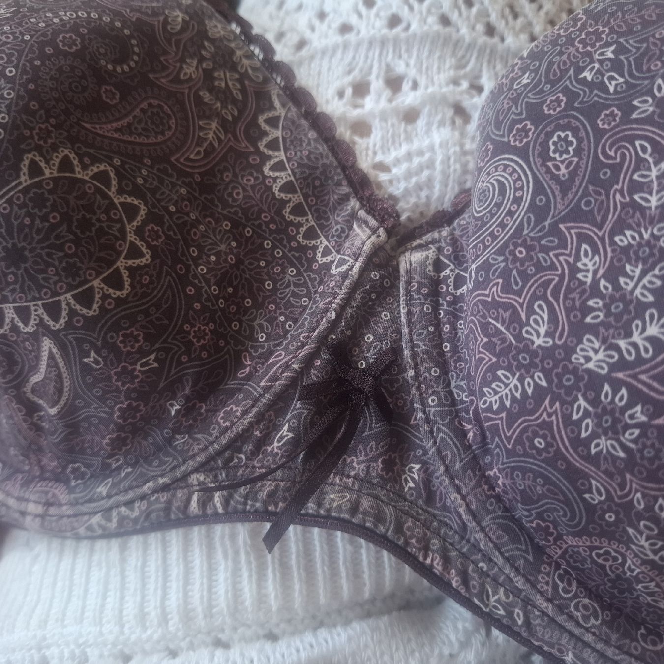 Esprit Altra biancheria intima: Esprit BH, Grösse 85E violette  – Usato da Bedigliora venduto da Dolcezza0 6