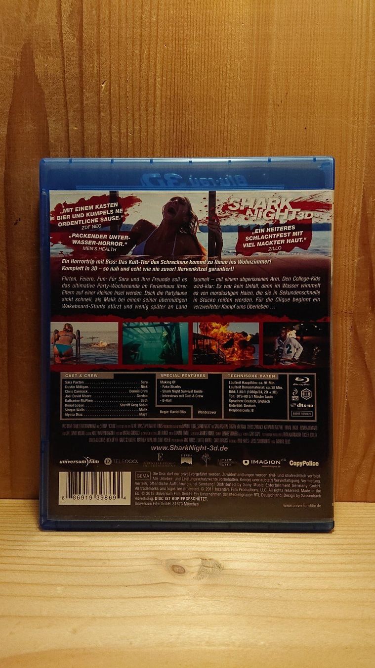 Alle DVDs: SHARK NIGHT in 3D Blu-Ray – Gebraucht aus Wilderswil von Exebub 1