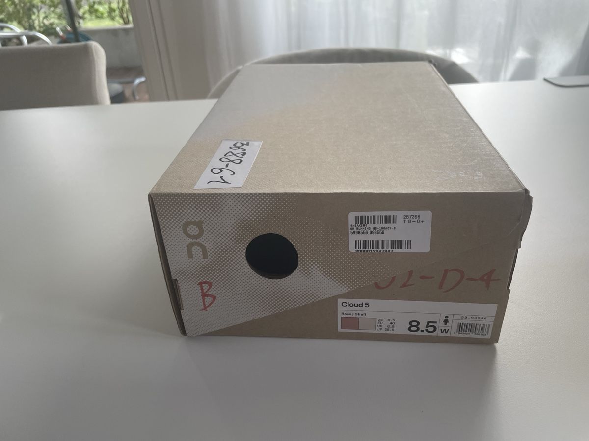 On Chaussures femmes: On Cloud 40 – D'occasion à Winterthur par Momara 3