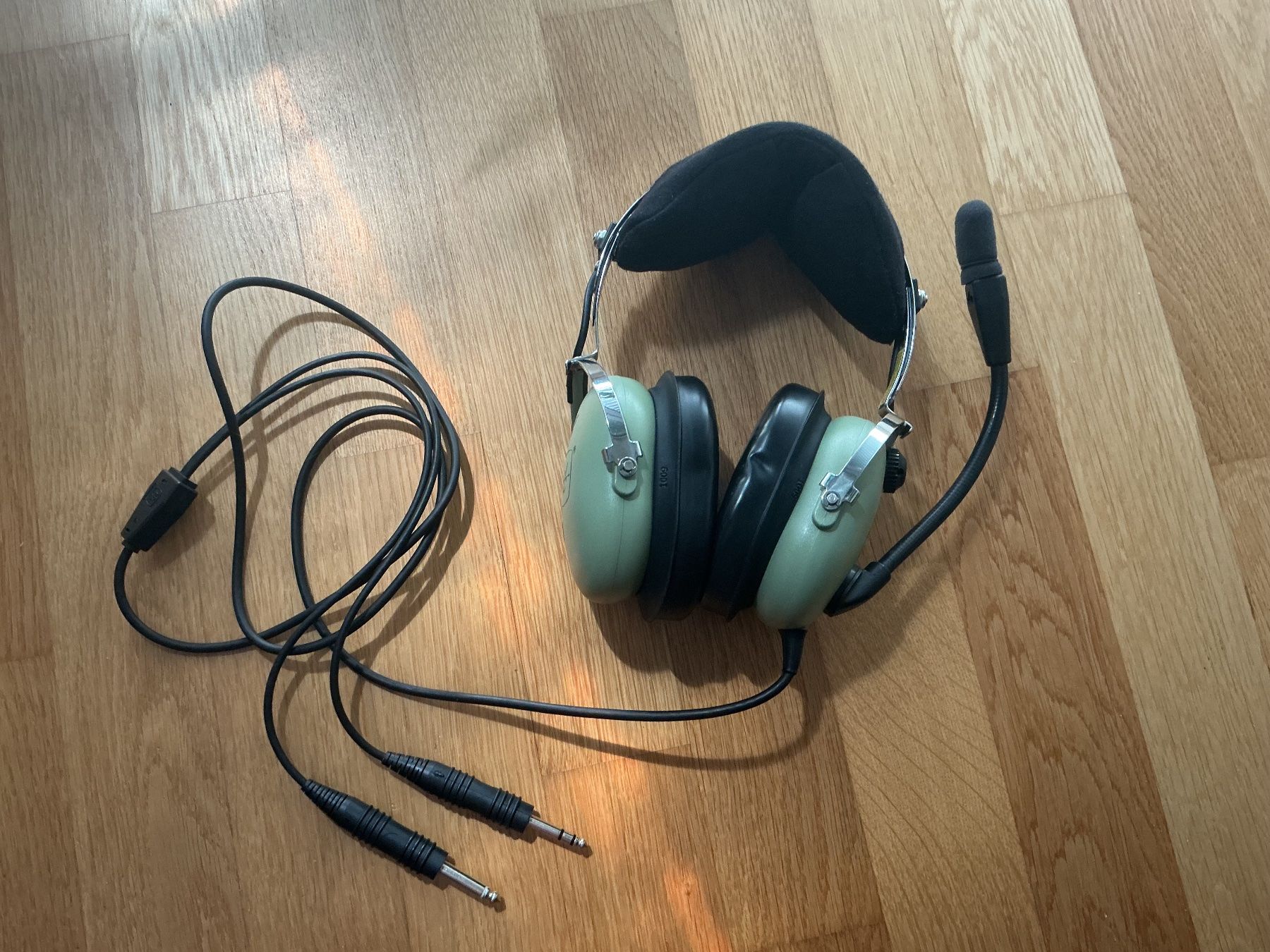 David Clark Kopfhörer: David Clark H10-13.4 Aviation Headset – Gebraucht aus Winterthur von ann_kv7j