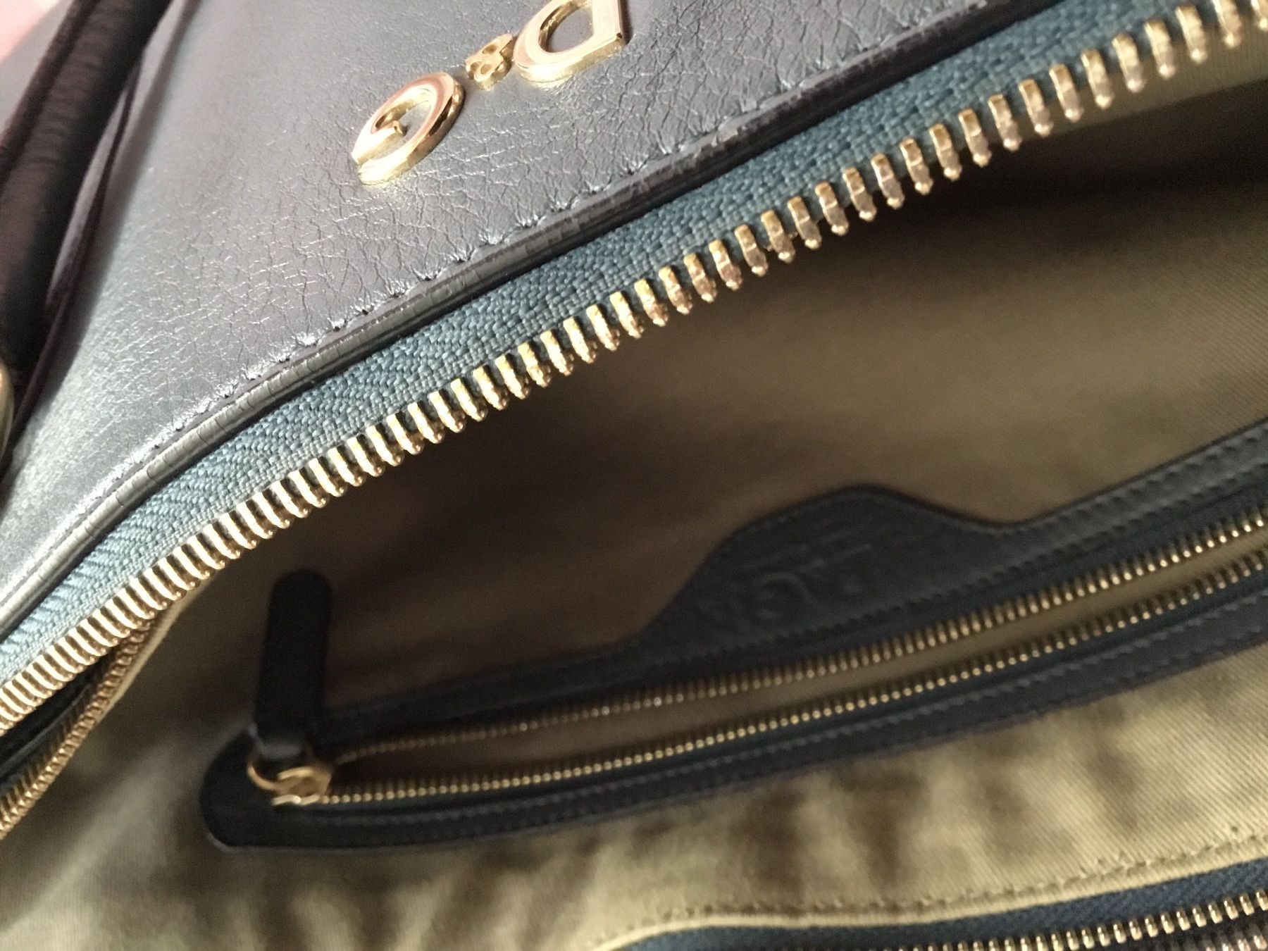 Dolce & Gabbana Borse da donna: Dolce Gabbana Tasche – Usato da Niederhasli venduto da bluedog21 4