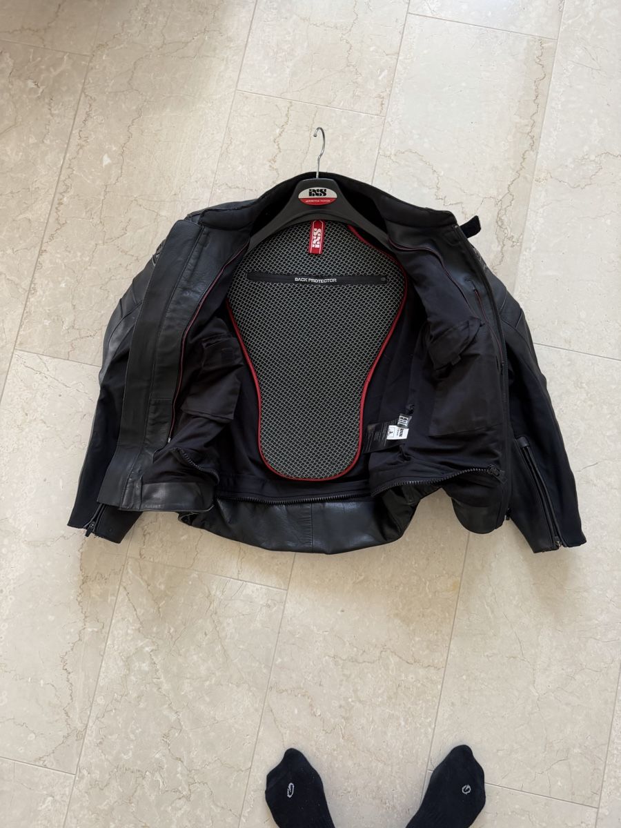 IXS Vestes: Motorradjacke Leder IXS Gr. 56 – D'occasion à Port par recip3 2