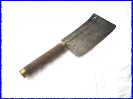Schweres altes METZGERMESSER (Hackbeil) mit Holzgriff