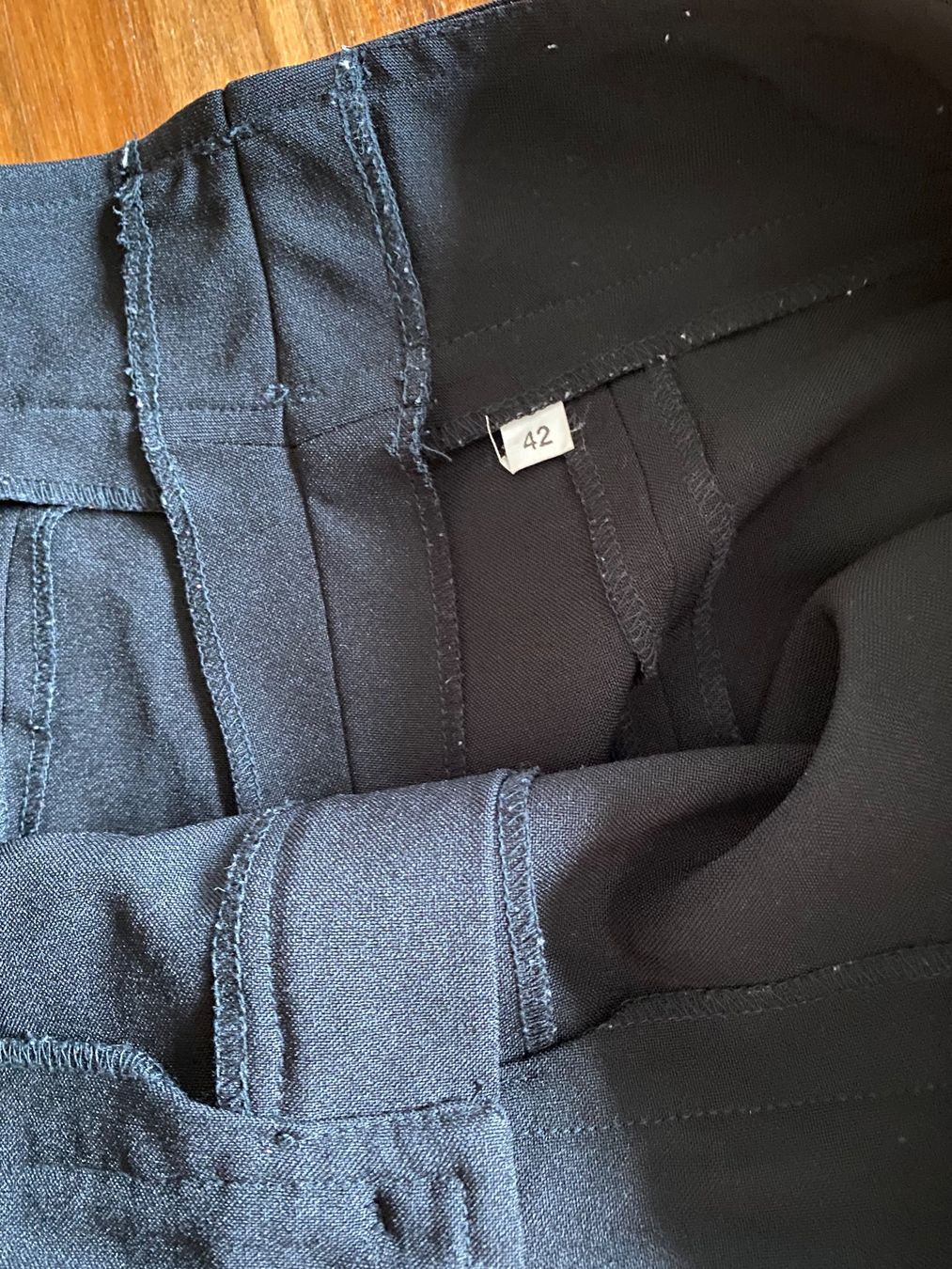 Hosen: Festliche Hose 42 schwarz – Neu (gemäss Beschreibung) aus Balsthal von Uroby 4