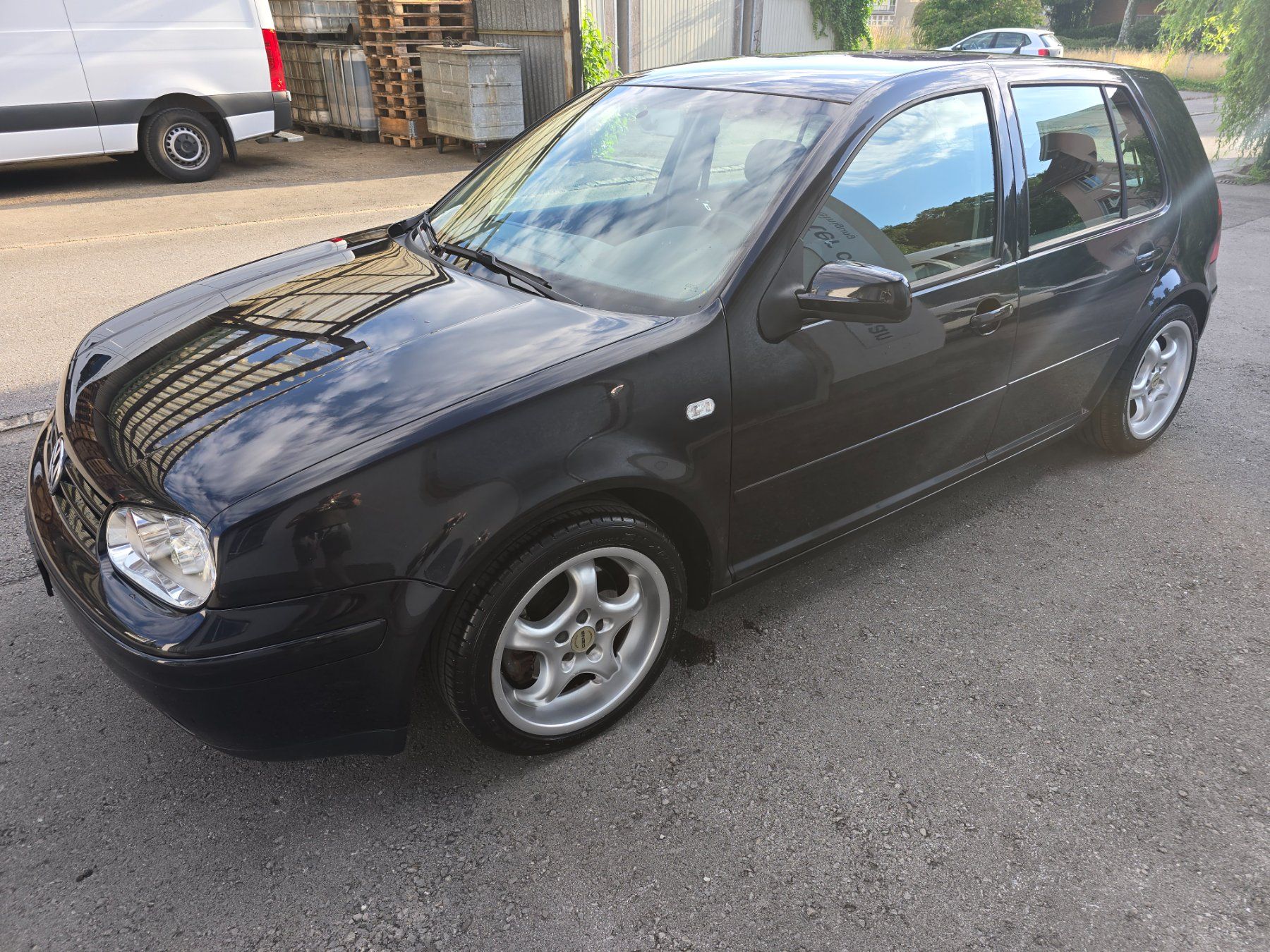 VW Automobili: VW Golf IV 4motion 2.3 V5 ab MFK – Usato da Rebstein venduto da Hossarossa 2