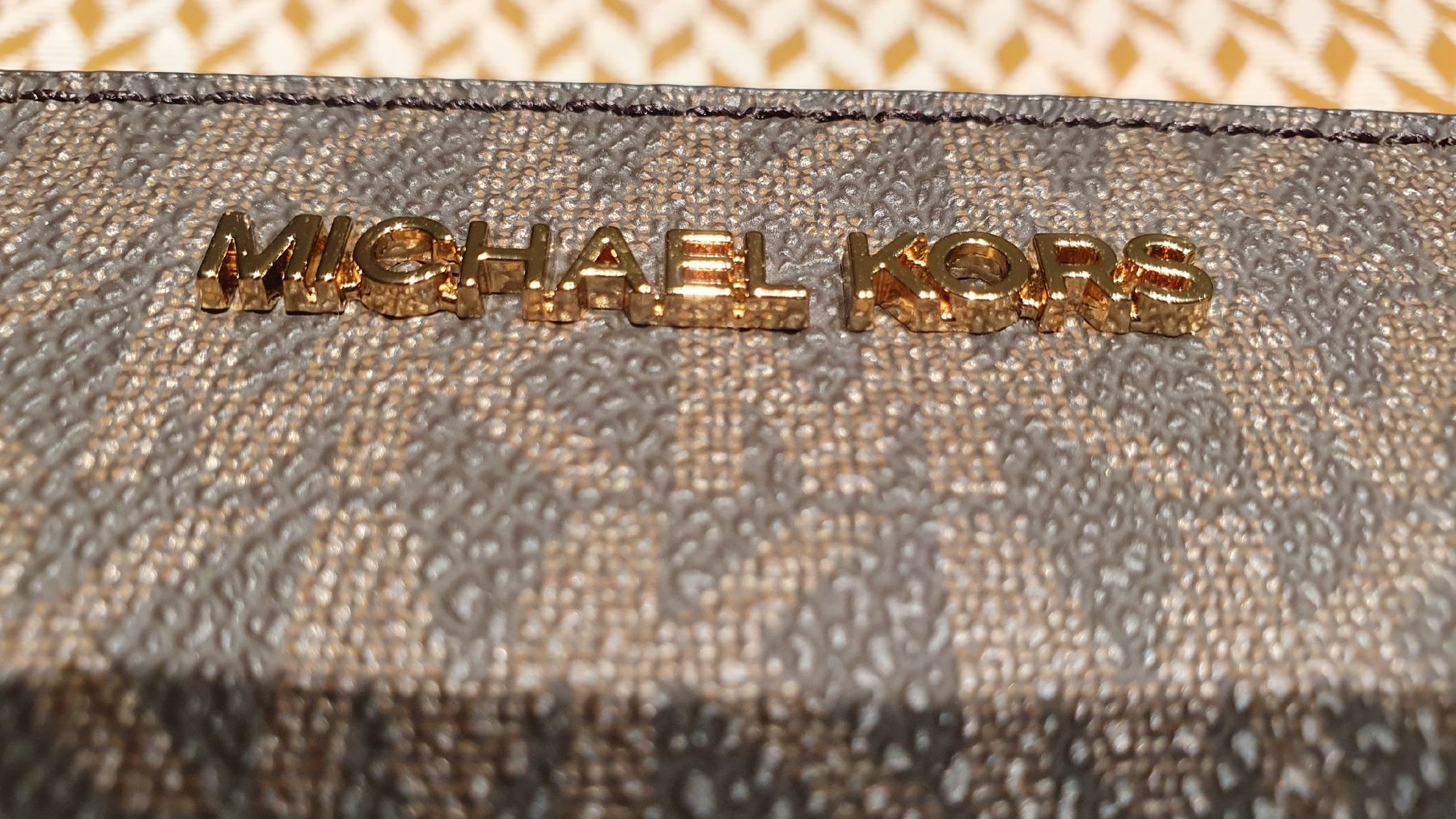 Michael Kors Portamonete: Portefeuille Michael Kors Neuf – Nuovo e nell'imballaggio originale da Avry-sur-Matran venduto da cec_nhz8 1