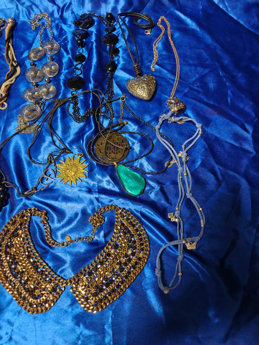 Sonstiger Schmuck: Konvolut Modeschmuck Ketten. – Gebraucht aus Gutenswil von Vulcano21 2