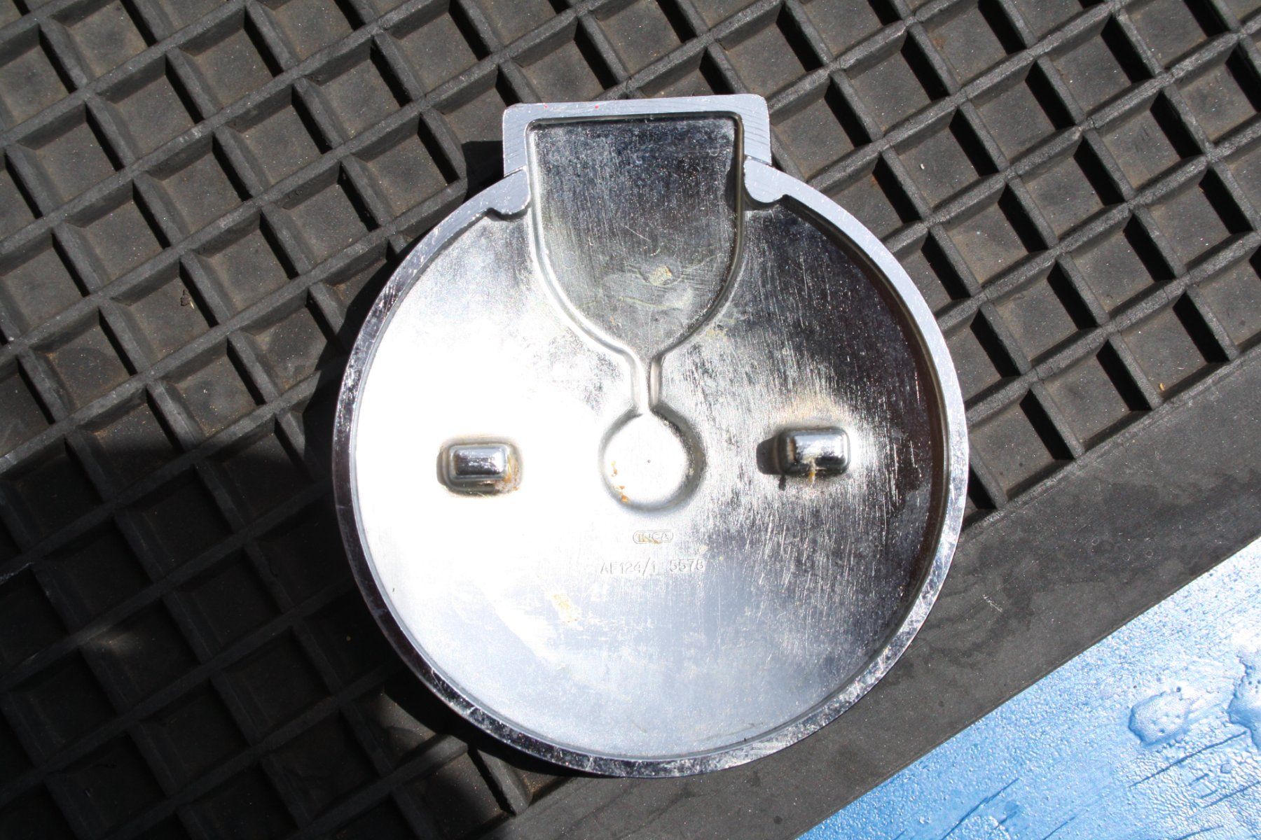 TCS Insegne: TCS EMBLEM  VINTAGE FÜR OLDTIMER – Usato da Wauwil venduto da Pneuedy 5