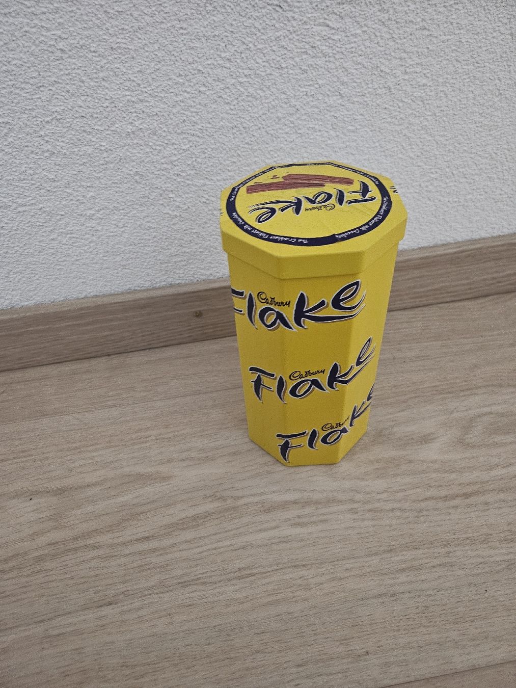 Barattoli: Boîte métallique Cadbury Flake – Usato da La Joux FR venduto da car_ck96 4