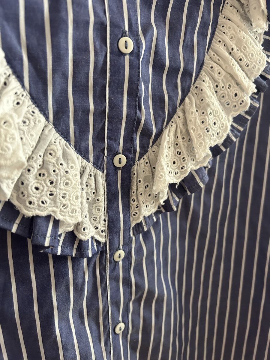 Only Camicette: Damenbluse ONLY gestreift Grösse 34 mit Rüschen – Usato da Aarburg venduto da ann_gdl6 2