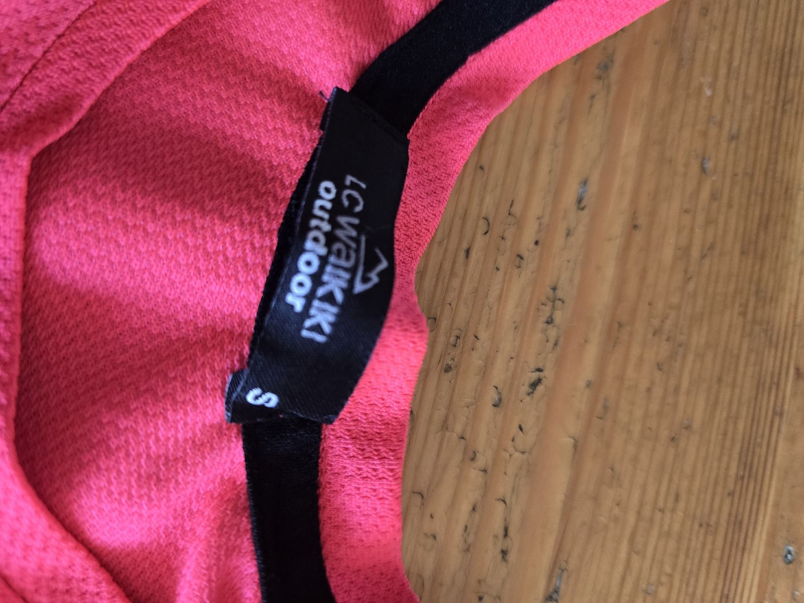 Camicette, T-shirt & Top: t shirt – Nuovo (secondo la descrizione) da Matten b. Interlaken venduto da sonnyboy22 1