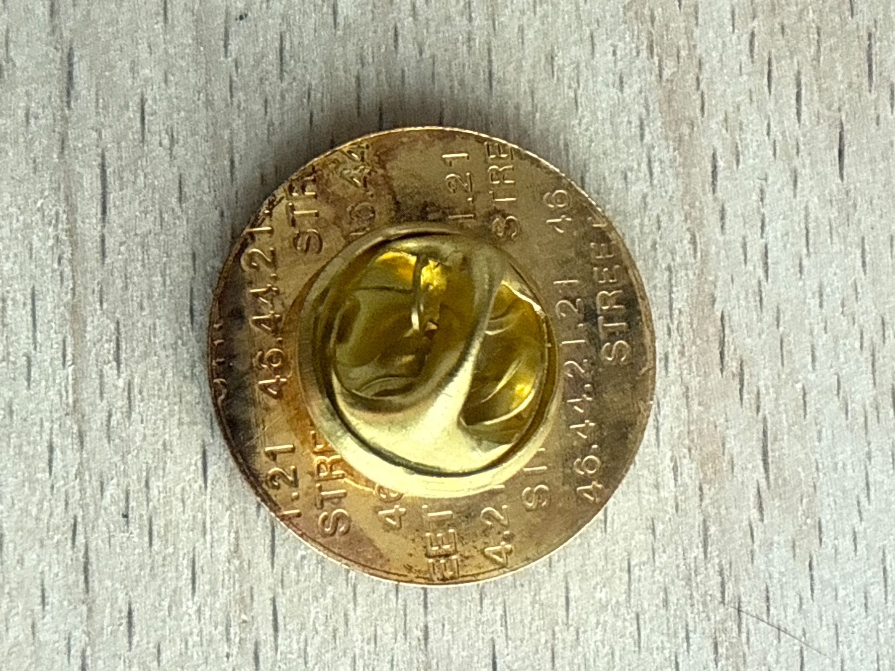 Placchette & Badge: Pin Lusos Meldois – Usato da Glattbrugg venduto da Schweigmatt 1