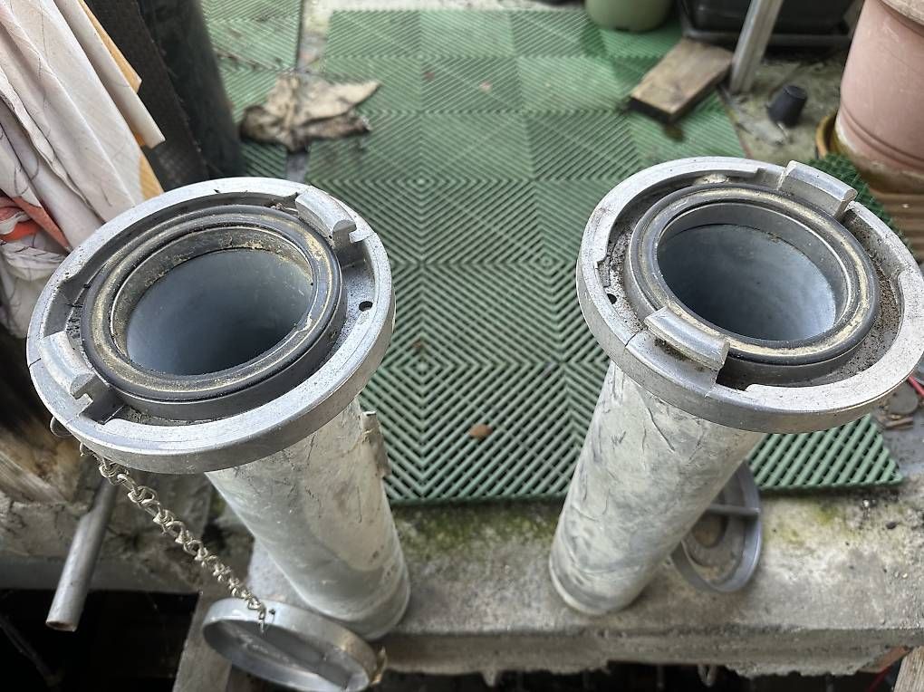 Radiatori: Pellet einfulen rohr – Usato da Reinach AG venduto da 2cvfreak