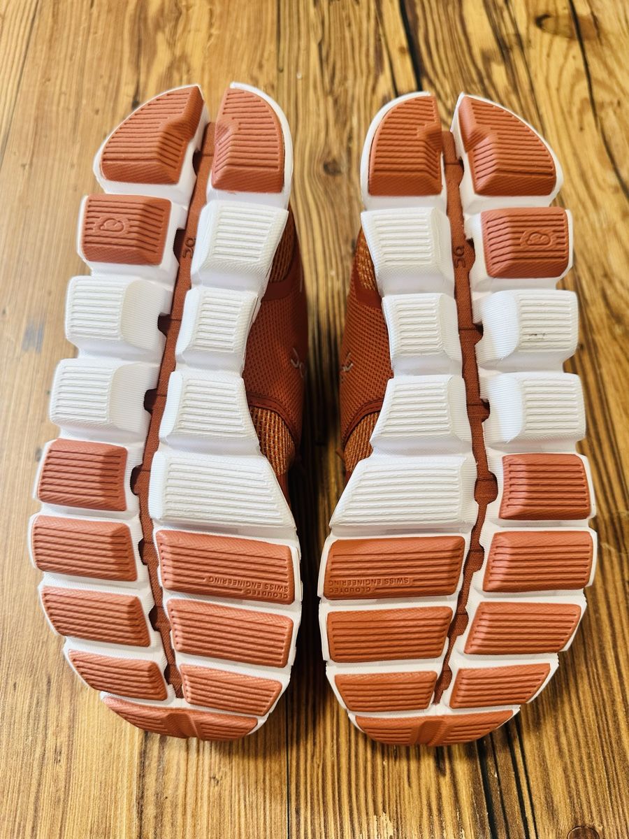 On Scarpe da donna: On Cloud Damen Laufschuhe rust Gr. 36.5  eu – Nuovo (secondo la descrizione) da Scuol venduto da ricos81 5