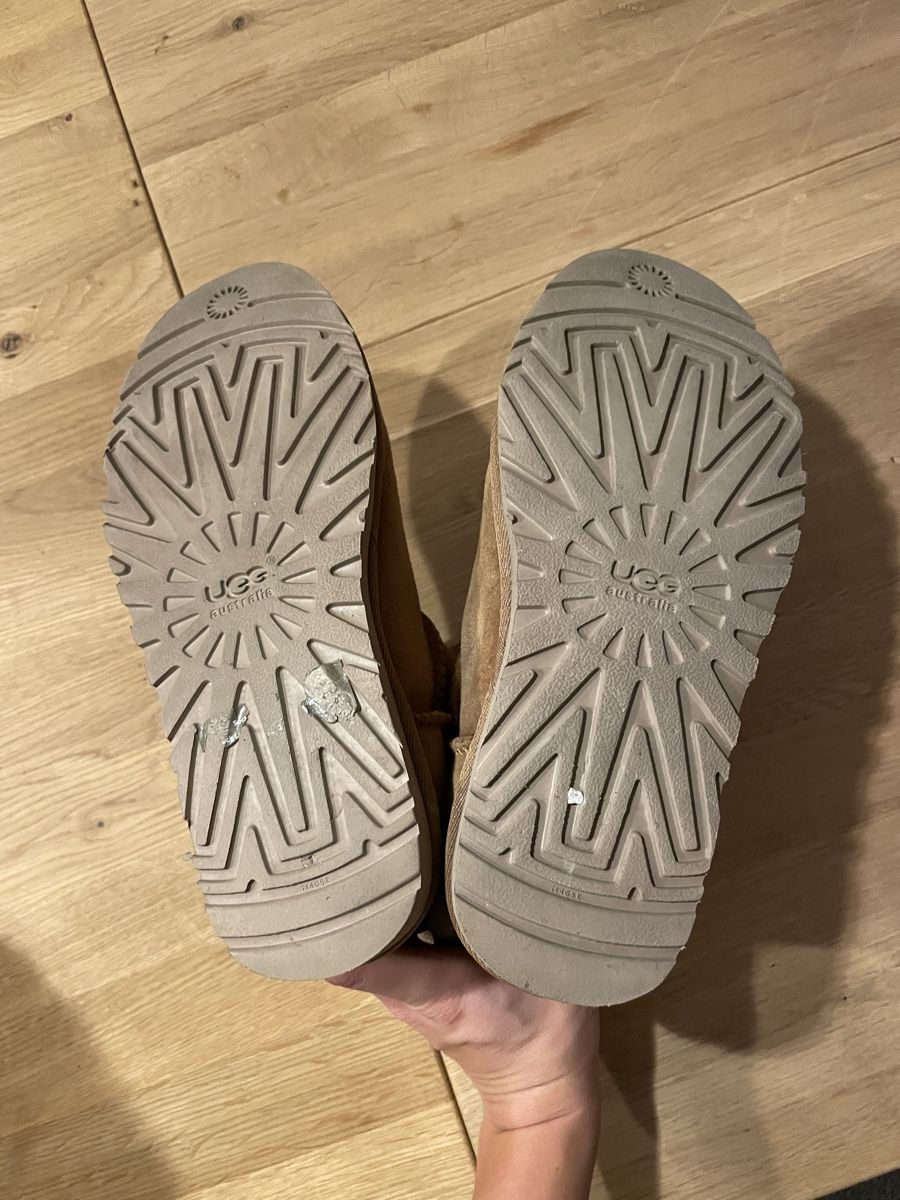 Ugg Scarpe da donna: UGG Boots, Grösse 36, Farbe camel – Usato da Oberdiessbach venduto da ram_b26k 2