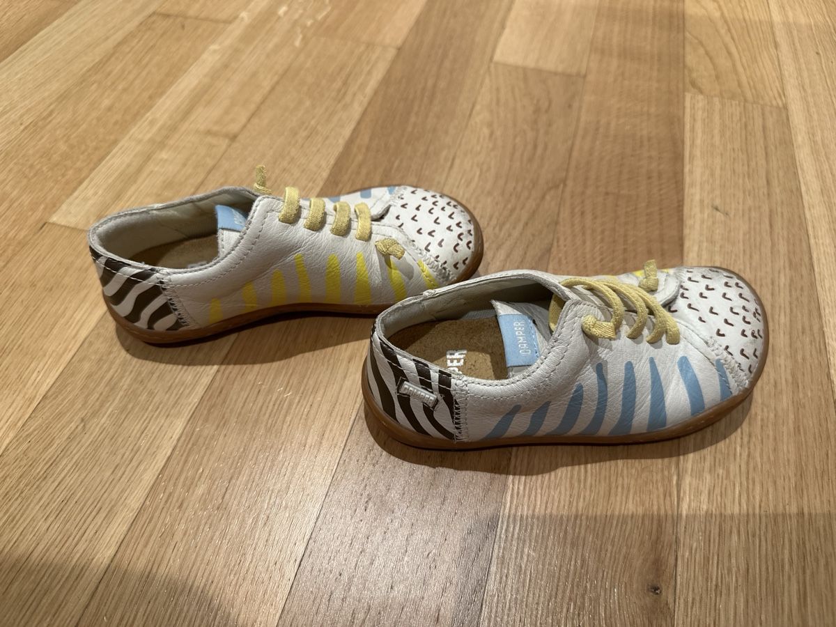 Camper Schuhe für Jungen: Cool Camper Kids Leather Sneakers, Size 27 EUC – Gebraucht aus Zumikon von don_2sy6 2