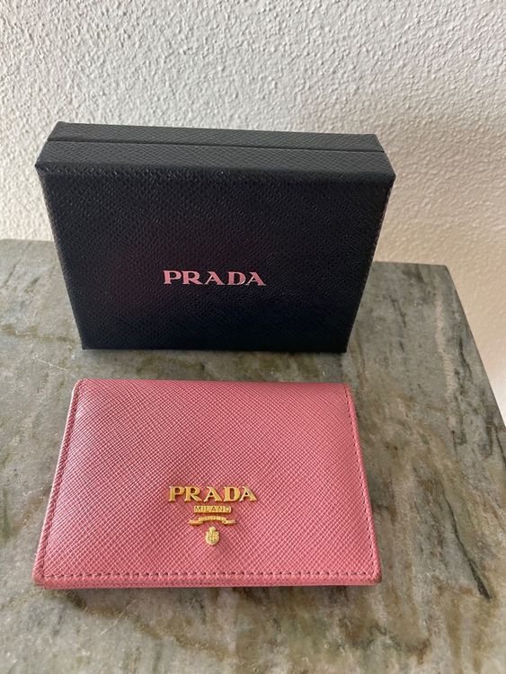 Prada Portamonete: PRADA small Saffiano leather wallet – Usato da Zürich venduto da erica72 3