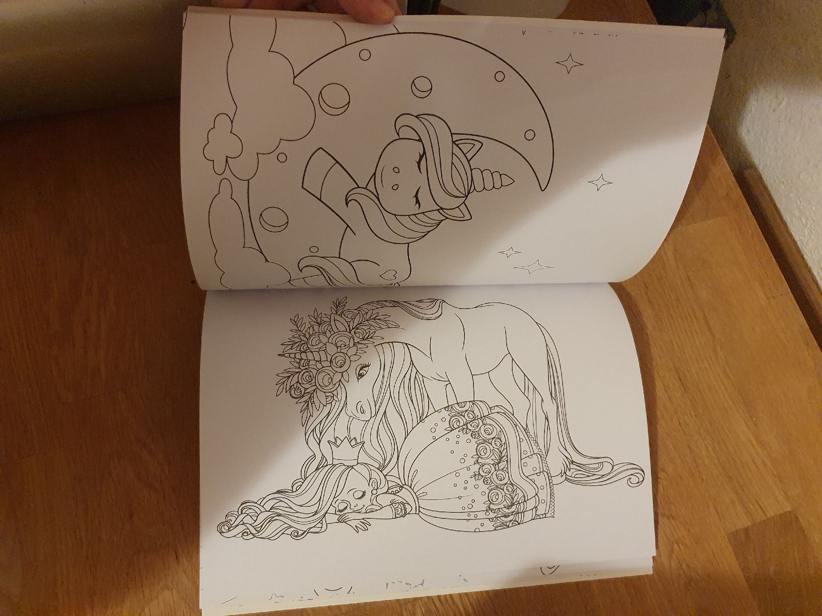 Bücher: New Coloring Book Unicorns Rainbow Design – Neu (gemäss Beschreibung) aus Sirnach von eftix 2