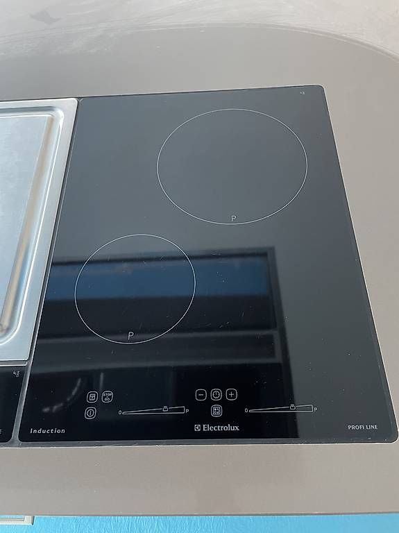Komplettküchen: Kochkombination – Gebraucht aus Wigoltingen von EK888 3