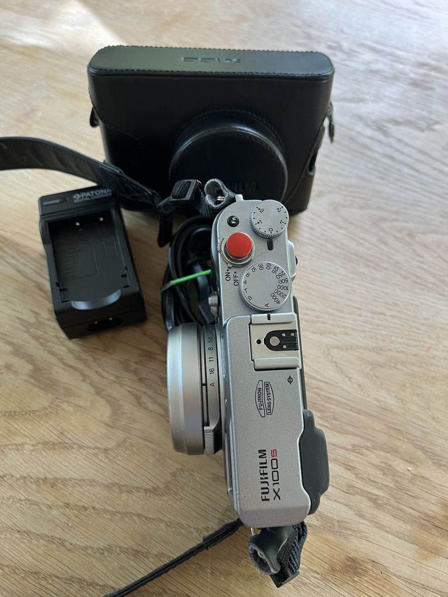 Fujifilm Appareil photo: Fujifilm X100s – D'occasion à zuerich par Zoejr 4