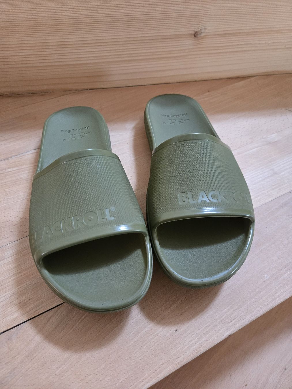 Blackroll Scarpe da uomo: Blackroll Recovery Slopes - neu – Nuovo (secondo la descrizione) da Unterterzen venduto da elebo