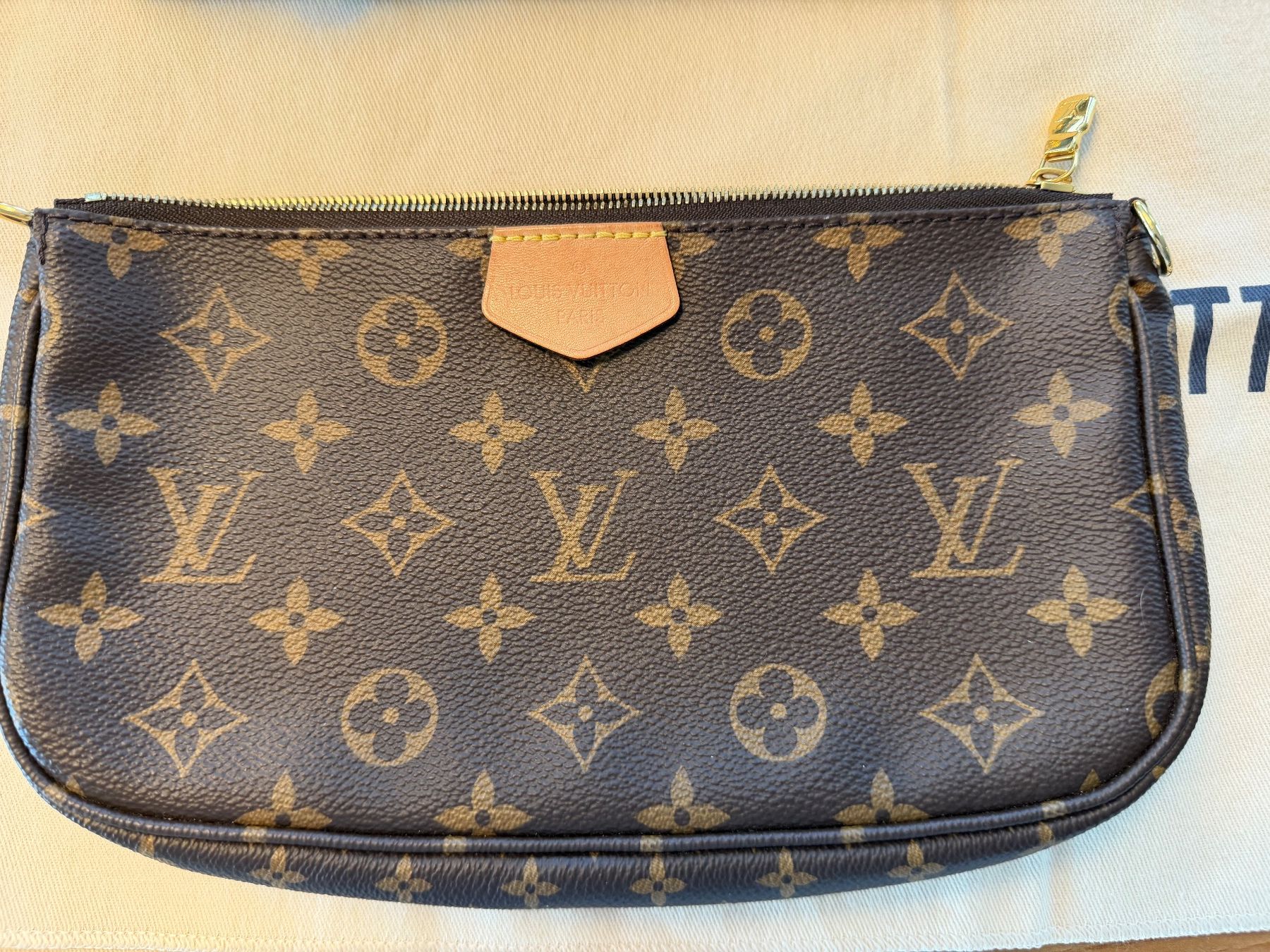 Louis Vuitton Taschen für Damen: Louis Vuitton Multi Pochette Accessoires – Gebraucht aus Altendorf von fivep 2