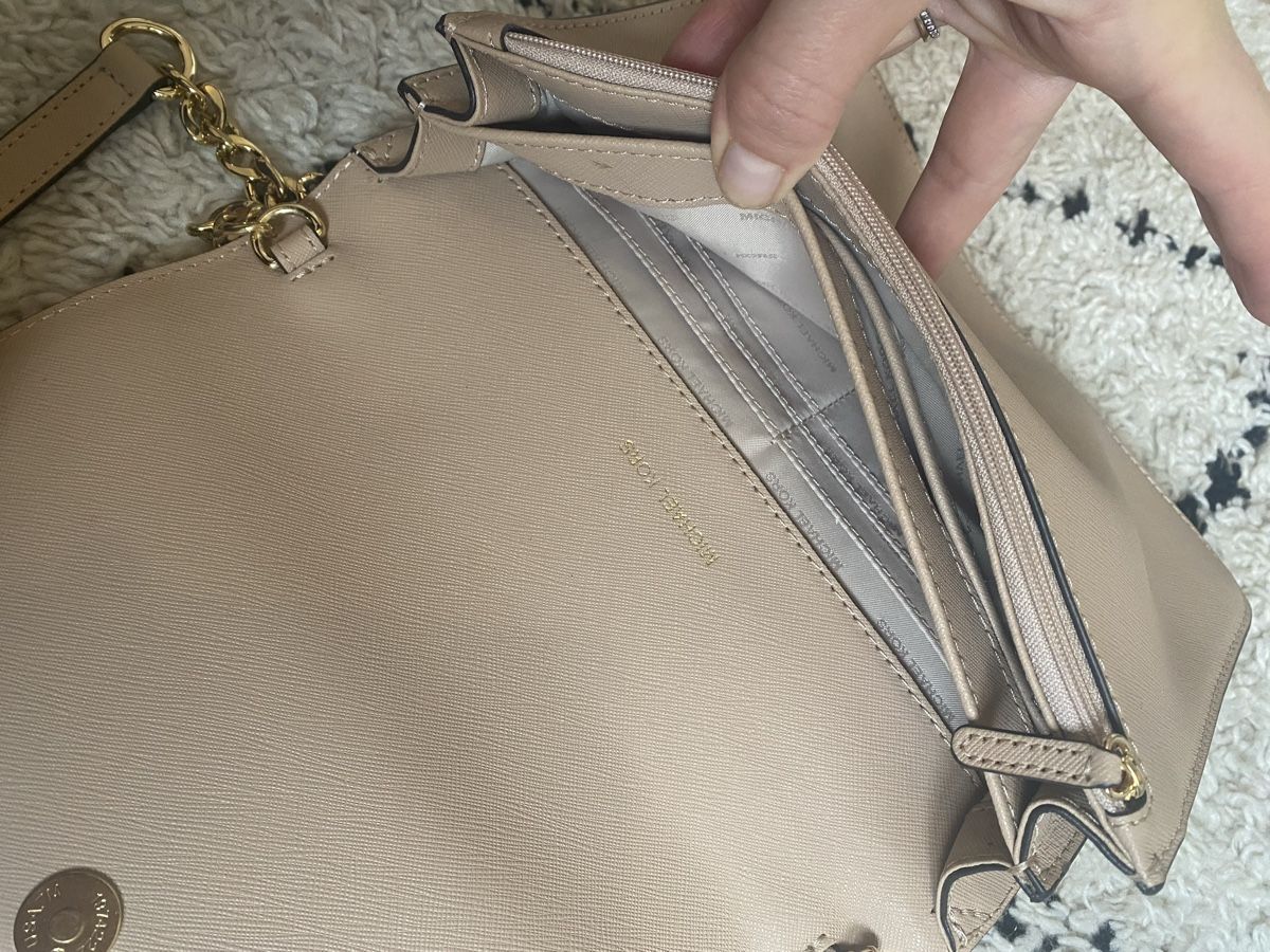 Michael Kors Taschen für Damen: Original Michael Kors Crossbody Bag – Gebraucht aus Buchs ZH von crazyhandbaggirl123 6