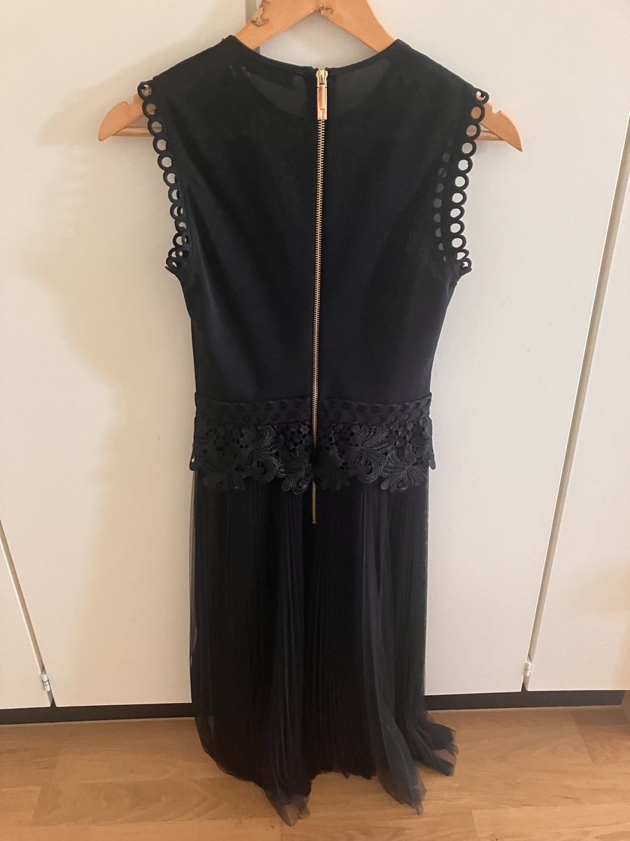 Ted Baker Vestiti: Ted Baker Abendkleid Größe 0 – Usato da Muttenz venduto da swa_r6hn 2