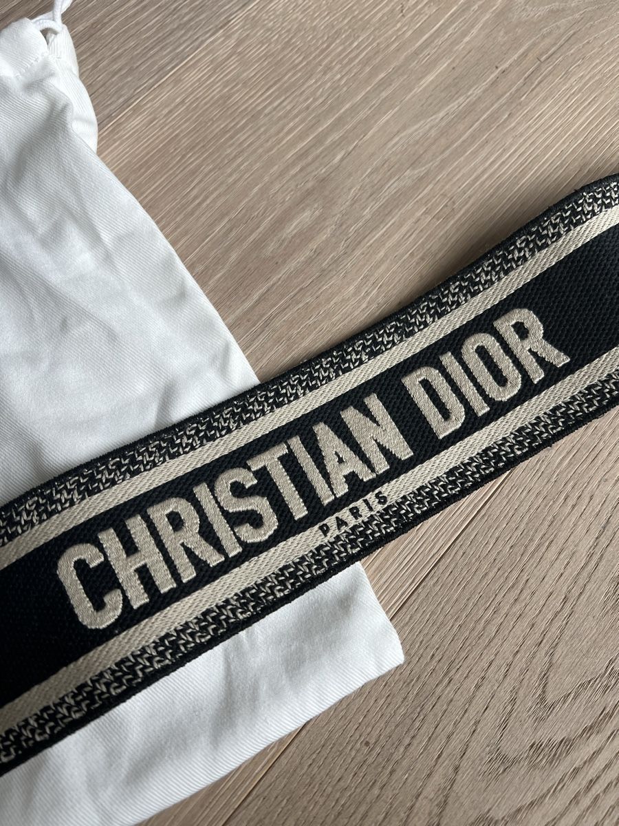 Dior Altro in  Abbigliamento & Accessori: Dior Shoulder Strap with Ring in Canvas - Black – Nuovo e nell'imballaggio originale da Kilchberg ZH venduto da ellie. 5