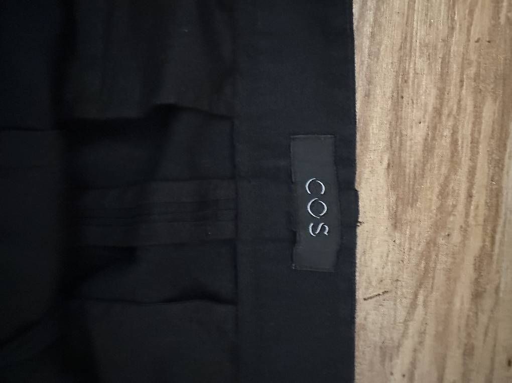 Hosen: cos hose – Gebraucht aus Wil SG von GabiHiestand 1