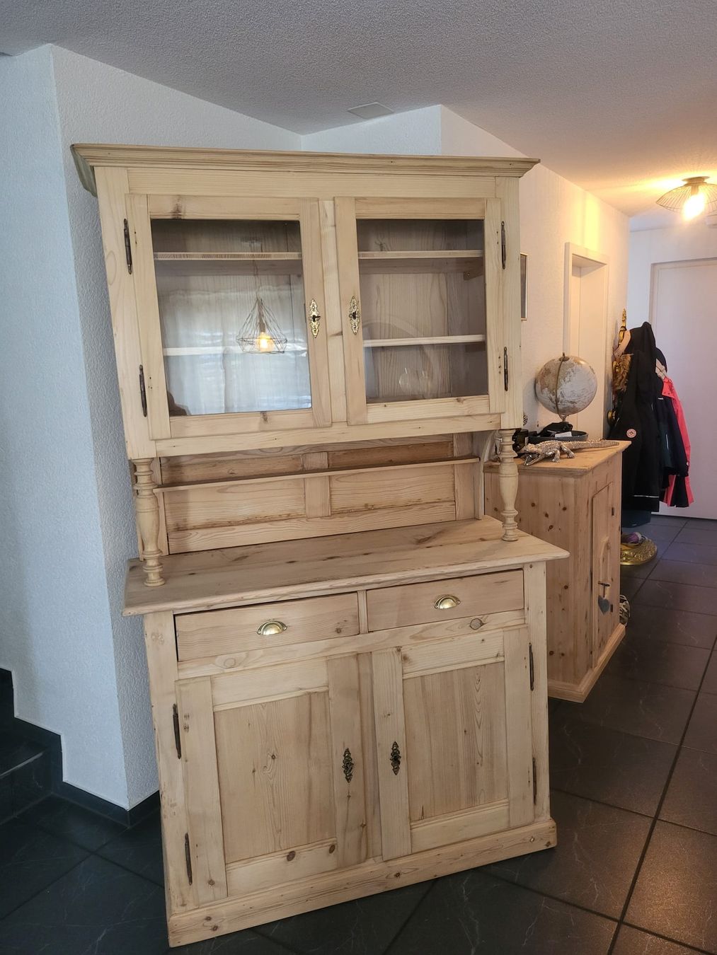 Credenze: Wunderschönes antikes Buffet/Anrichte restauriert – Usato da Hofstetten SO venduto da famburgert 2
