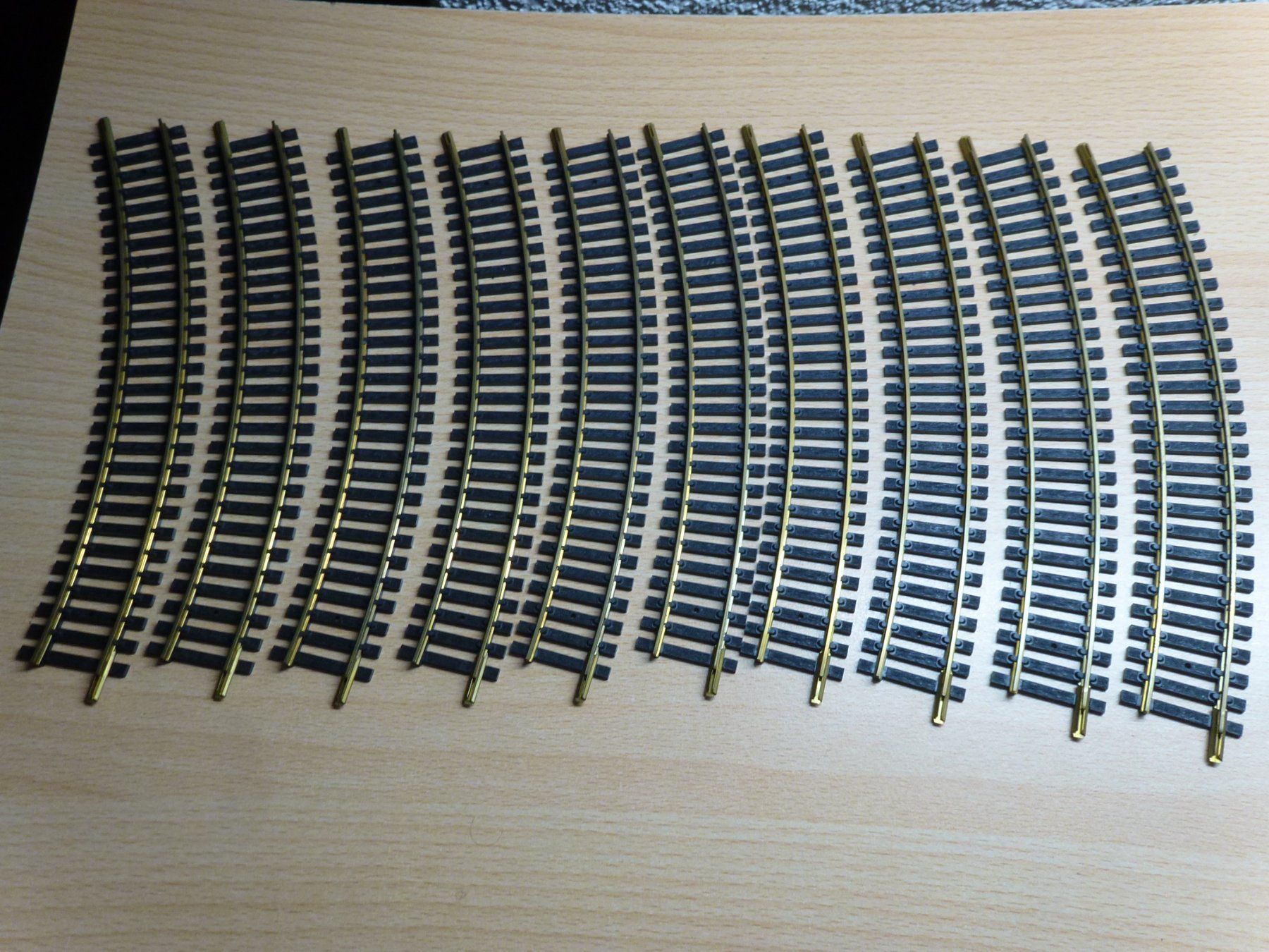 Fleischmann Modellini di ferrovie: Fleischmann 10x6025 – Nuovo (secondo la descrizione) da Hombrechtikon venduto da Se9
