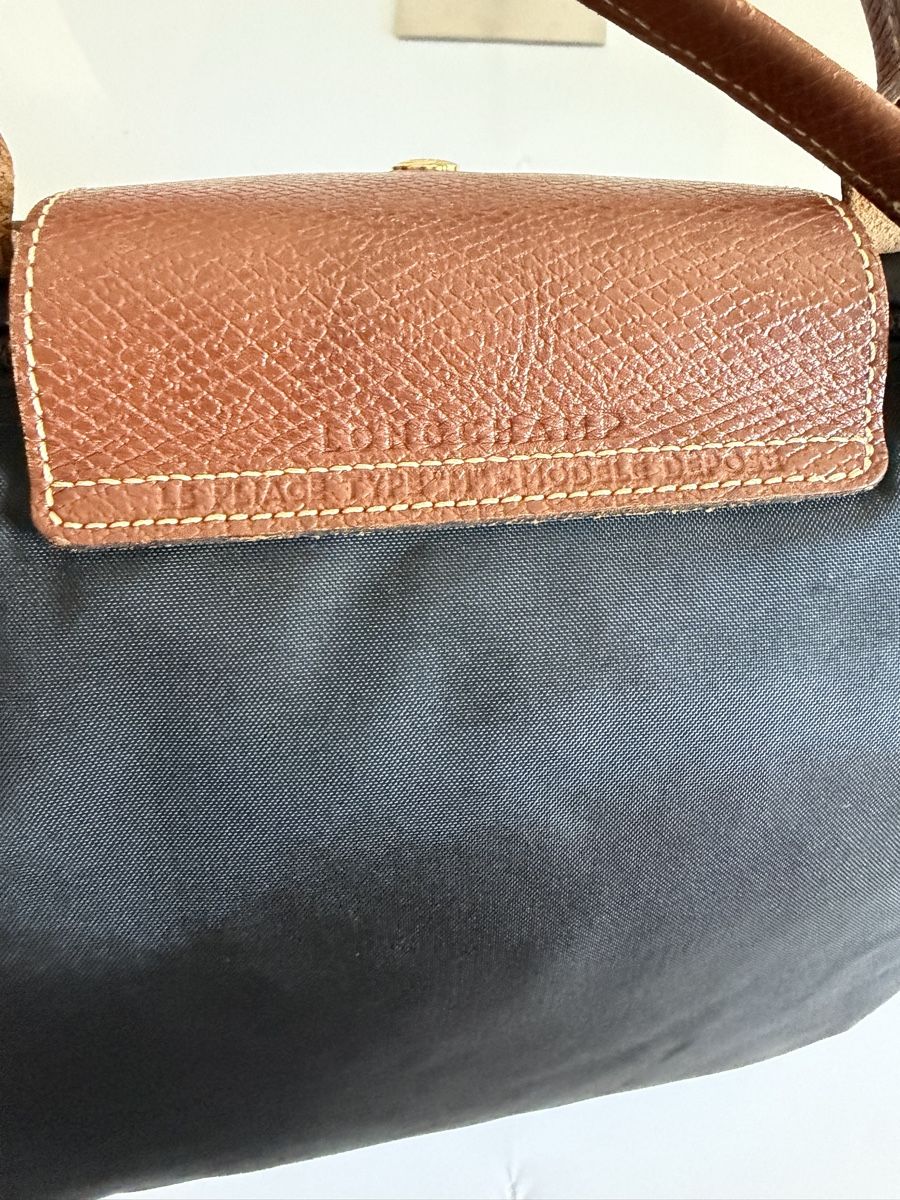 Longchamp Sacs femmes: Original Longchamp Le Pliage M Schwarz – D'occasion à Vionnaz par b_f_d_r_g 3