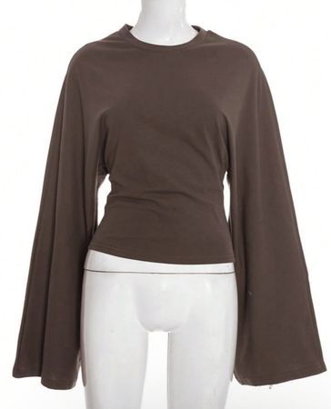 Braunes Langarmshirt mit weiten Ärmeln
