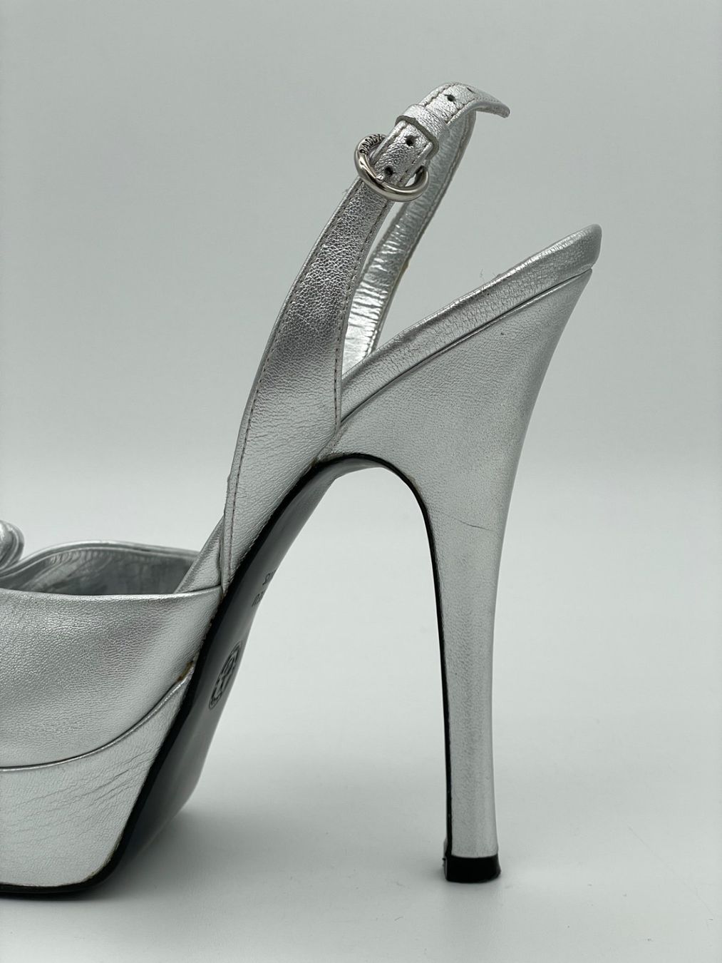 Bally Scarpe da donna: Bally Rosette Platform Plateau Pump EU 38 Metallic – Usato da Zürich venduto da shoe_shop 4