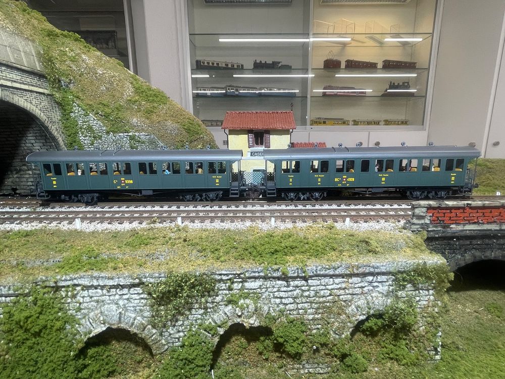 Modelleisenbahnen: SMF, SBB, 3er Wagenset mit Finish, Gleich -oder Wechselstrom – Neu (gemäss Beschreibung) aus Hofstetten ZH von kroki66