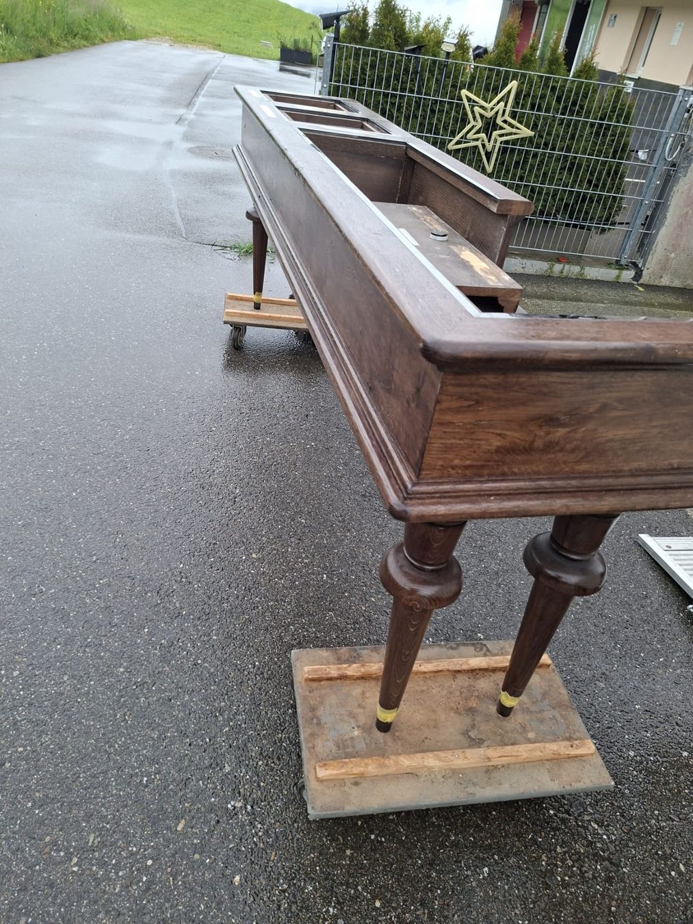 Vetrine: Antike Bijouterie Tischvitrine – Usato da Rüti b. Riggisberg venduto da 19872612 4